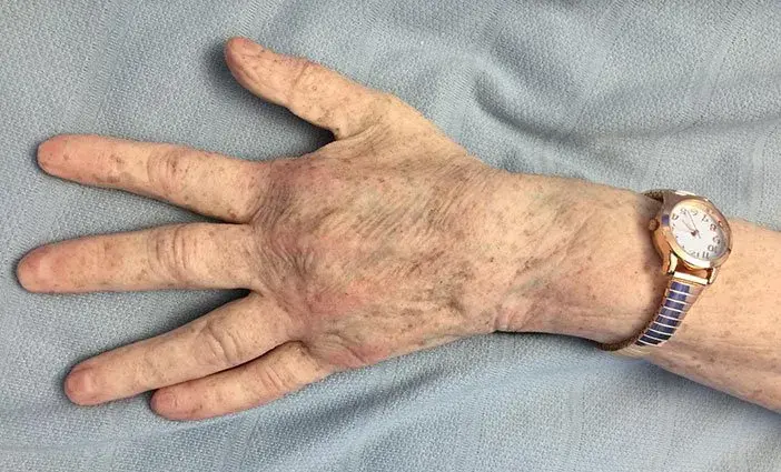 Lifecast-Family-Senior-Gallery6-1200w